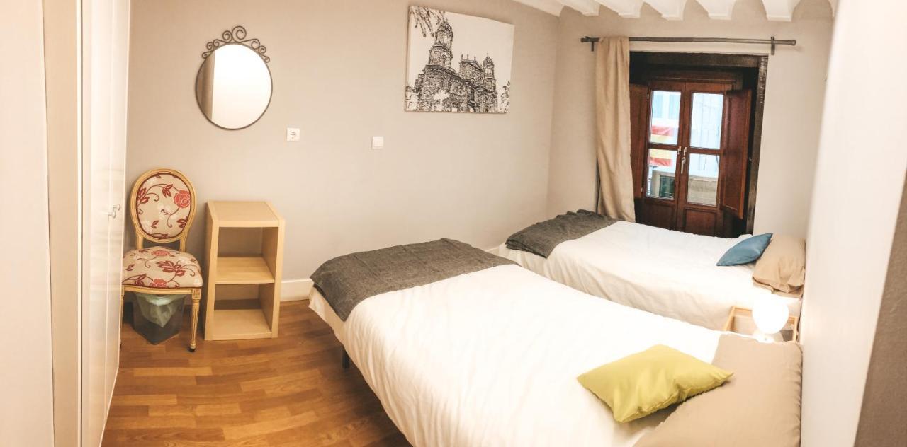 Apodaca Hostal 3*